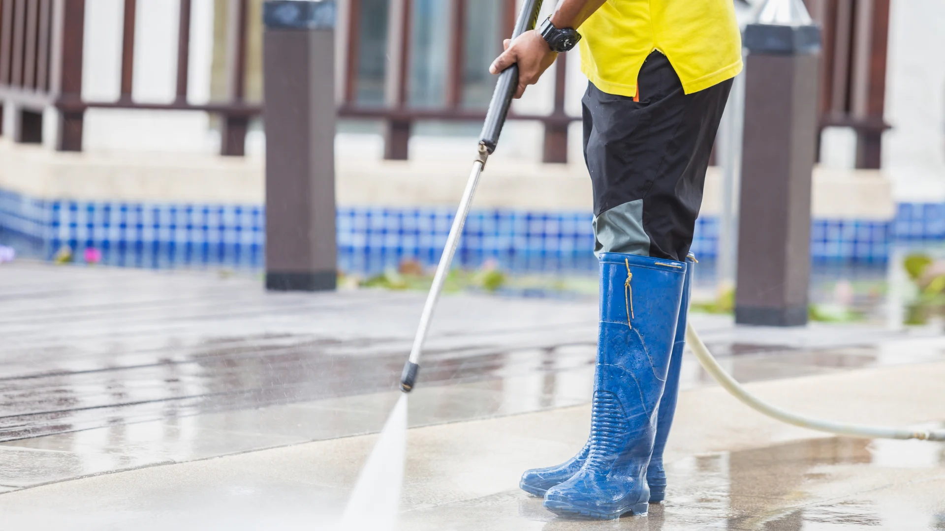 Commercial Pressure Washing
